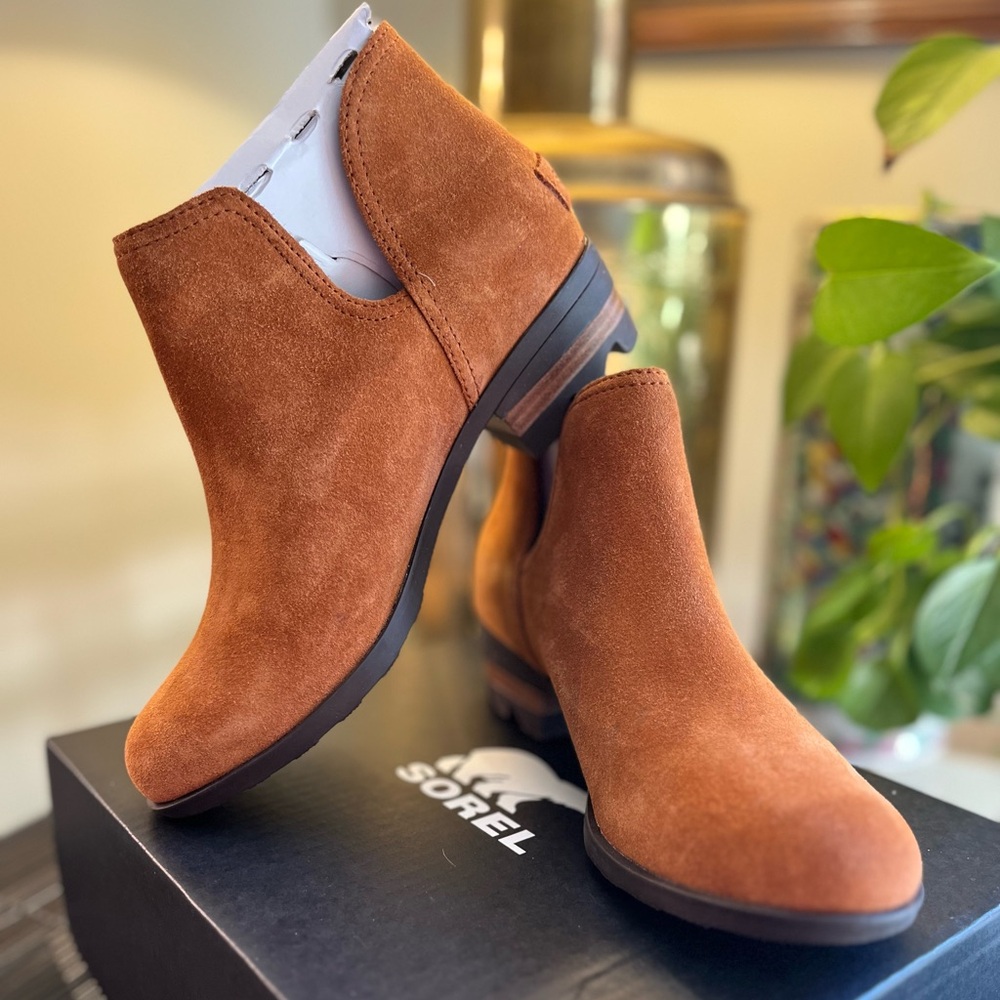SOREL Lolla II CUT OUT BOOTIE in Iced Tea , Size 6.5 - Picture 3 of 9